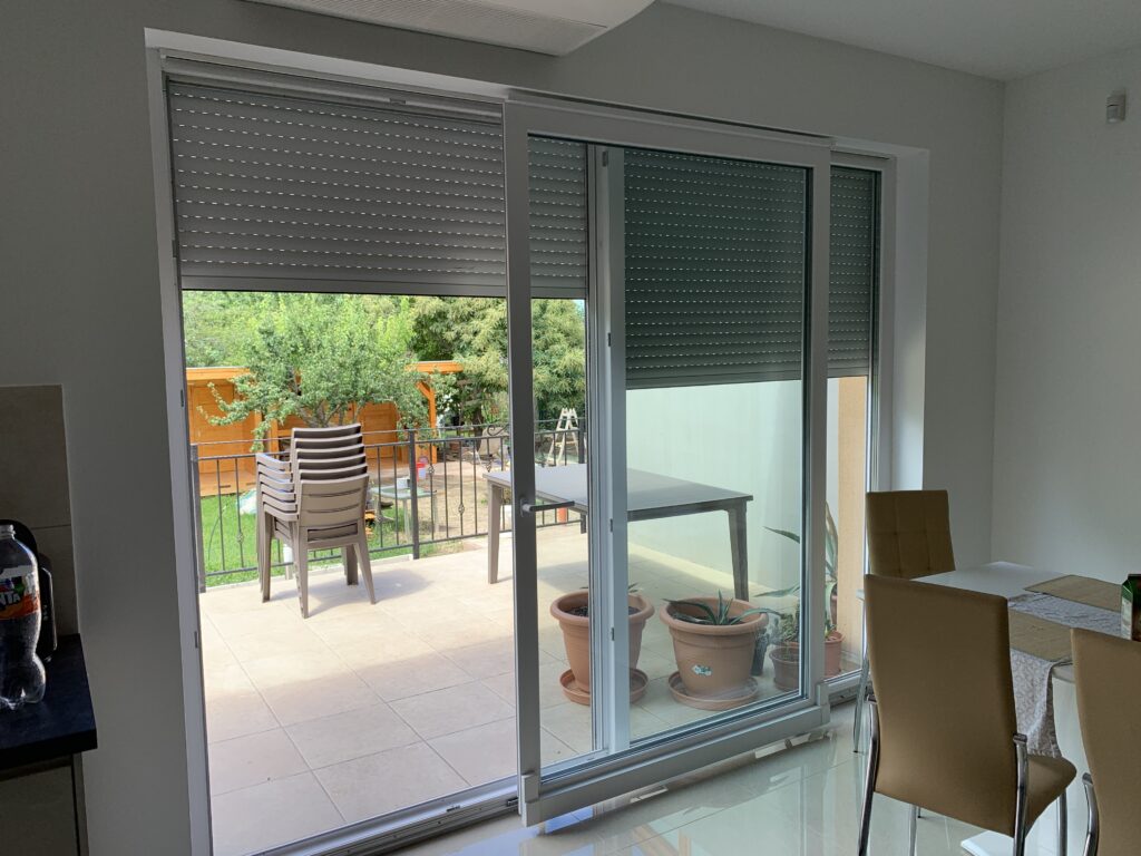 Nyílászáró a konyhában