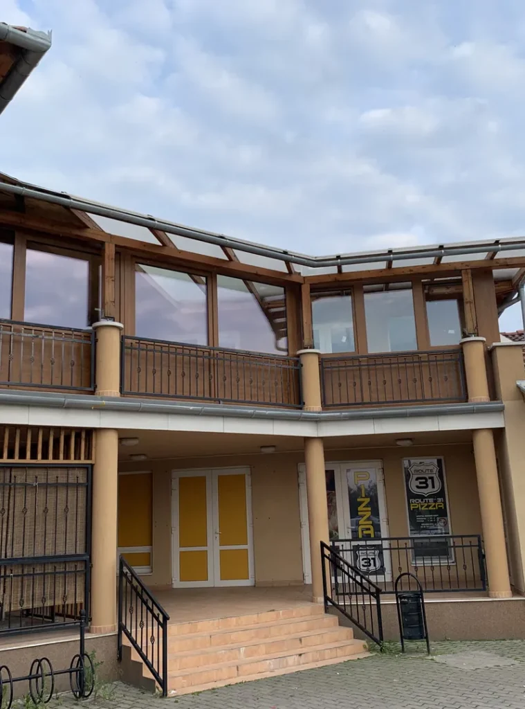 IMG_5791.HEIC-1-scaled-web